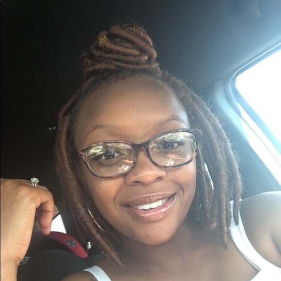Meet your Posher, Mashonda - Picture 1 of 1